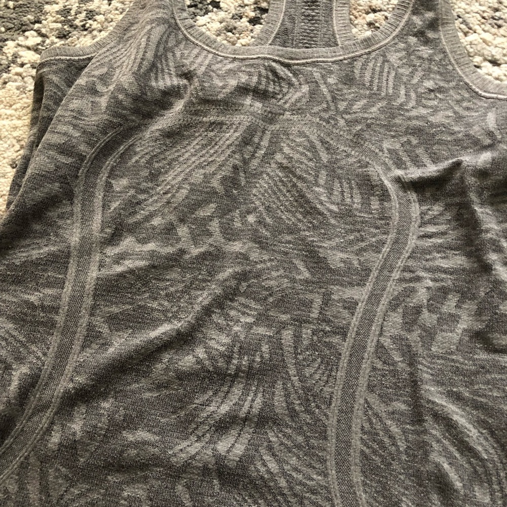 Lululemon swiftly tank - Picture 5 of 5